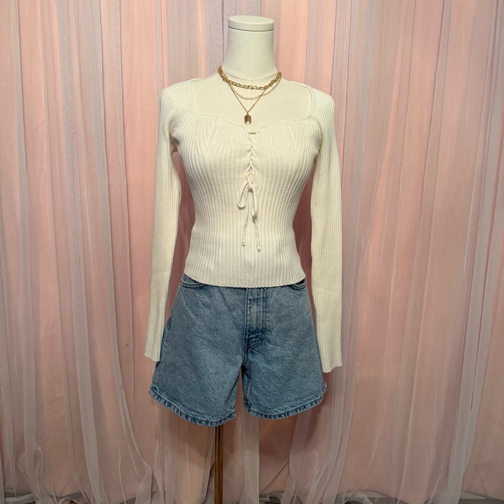 White Ribbed Long Sleeve Top